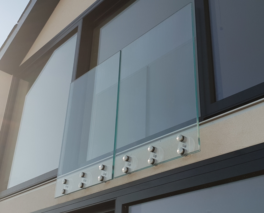Bespoke Juliet Balconies - Brighton Balustrade - Sussex Glass ...